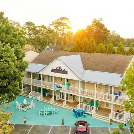 Canalside Inn شاطئ ريهوبوث المظهر الخارجي الصورة