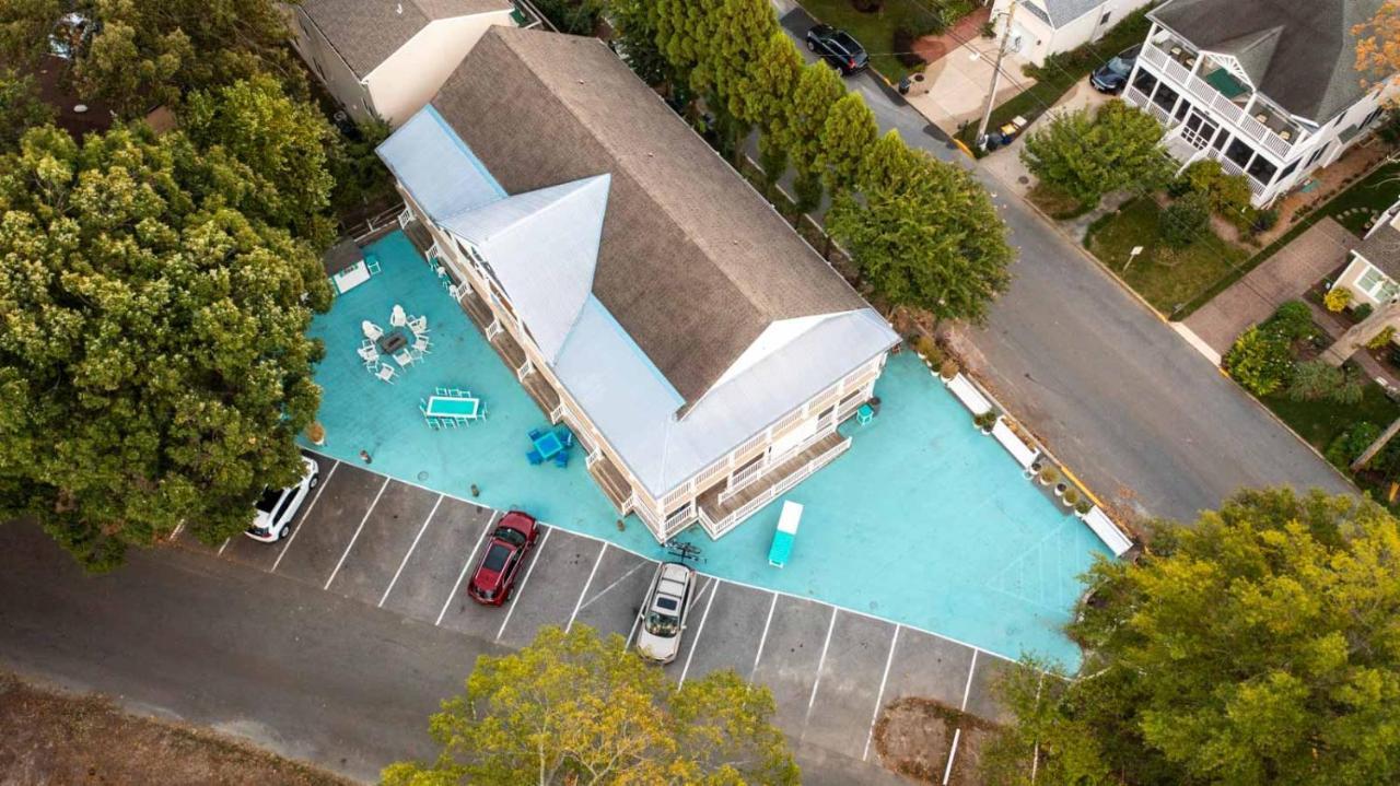 Canalside Inn شاطئ ريهوبوث المظهر الخارجي الصورة