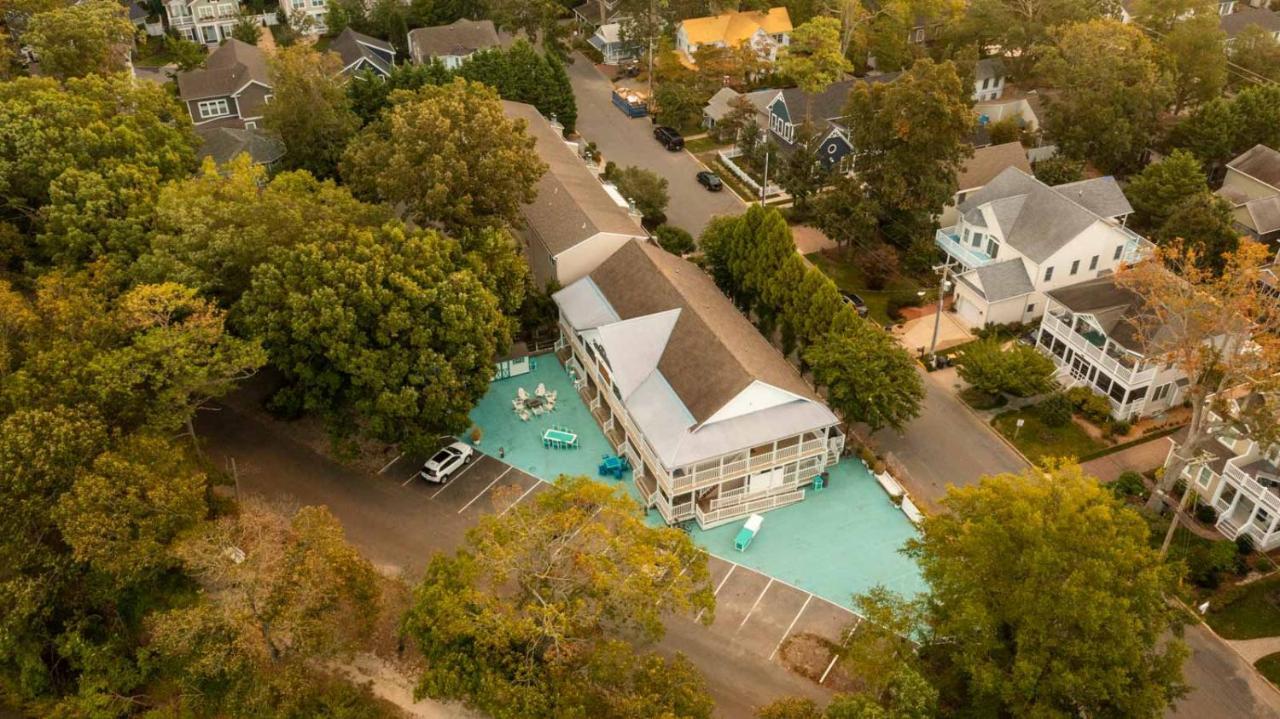 Canalside Inn شاطئ ريهوبوث المظهر الخارجي الصورة