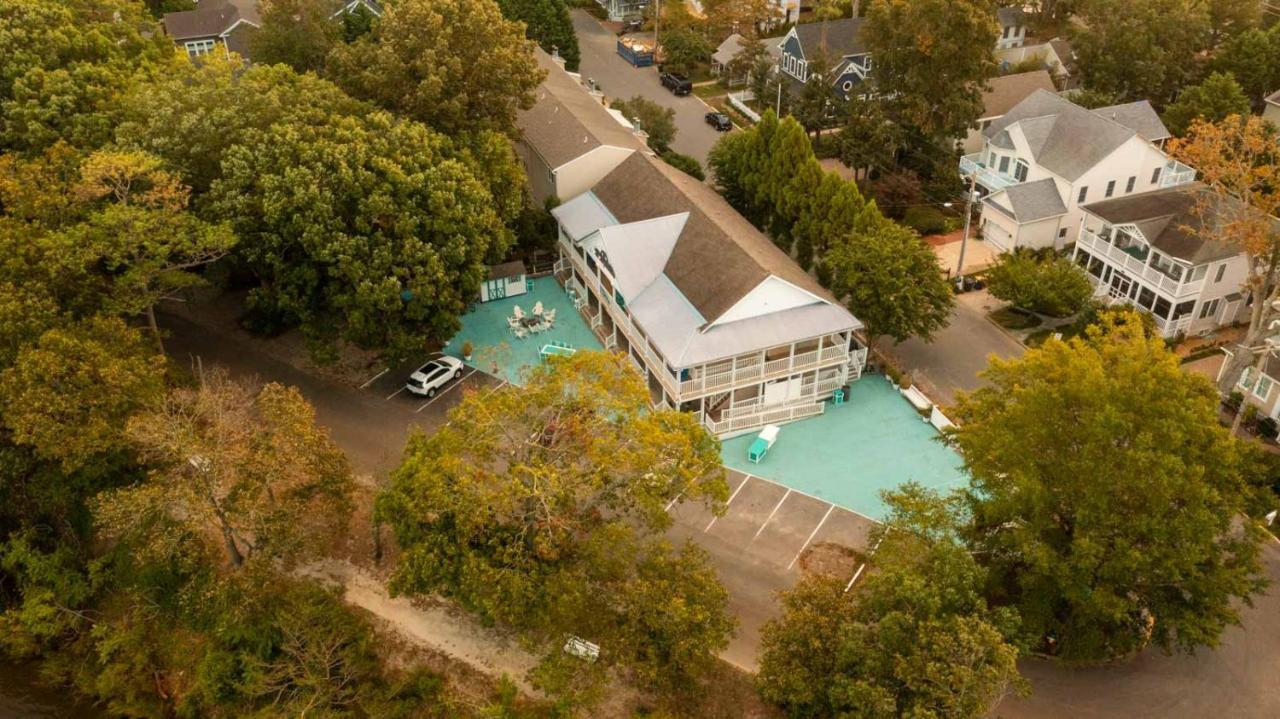 Canalside Inn شاطئ ريهوبوث المظهر الخارجي الصورة