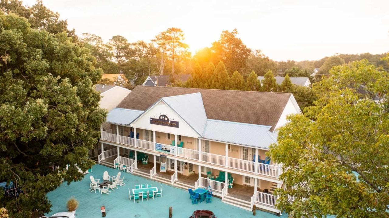 Canalside Inn شاطئ ريهوبوث المظهر الخارجي الصورة