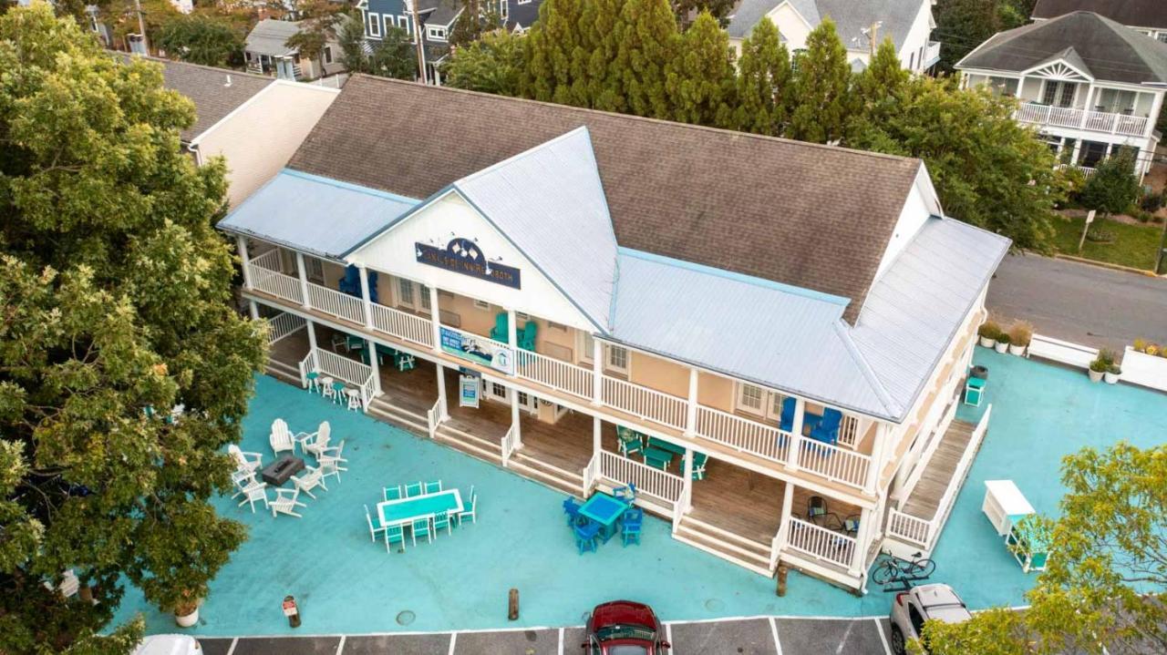 Canalside Inn شاطئ ريهوبوث المظهر الخارجي الصورة